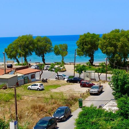 Pearl Seaside Luxury Apartments 2 Chrissi Akti Chania Exterior foto