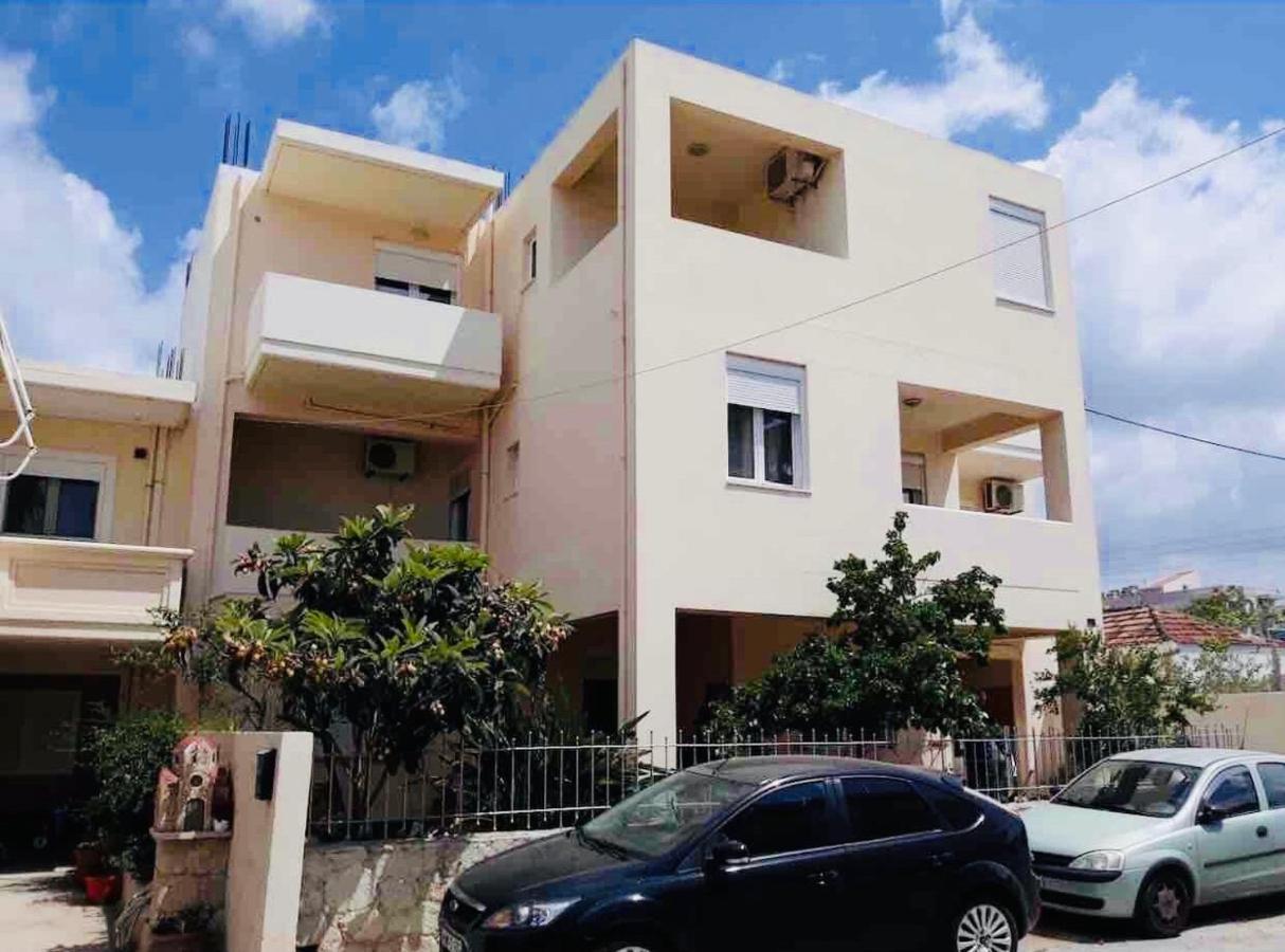 Pearl Seaside Luxury Apartments 2 Chrissi Akti Chania Exterior foto