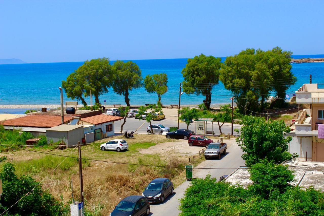 Pearl Seaside Luxury Apartments 2 Chrissi Akti Chania Exterior foto