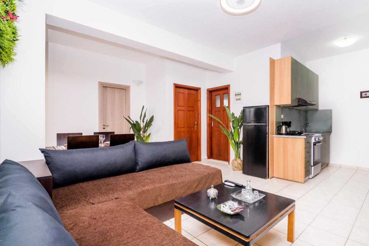 Pearl Seaside Luxury Apartments 2 Chrissi Akti Chania Exterior foto