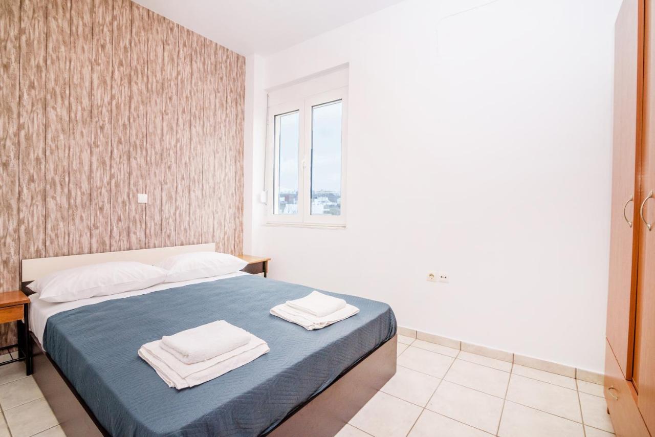 Pearl Seaside Luxury Apartments 2 Chrissi Akti Chania Exterior foto