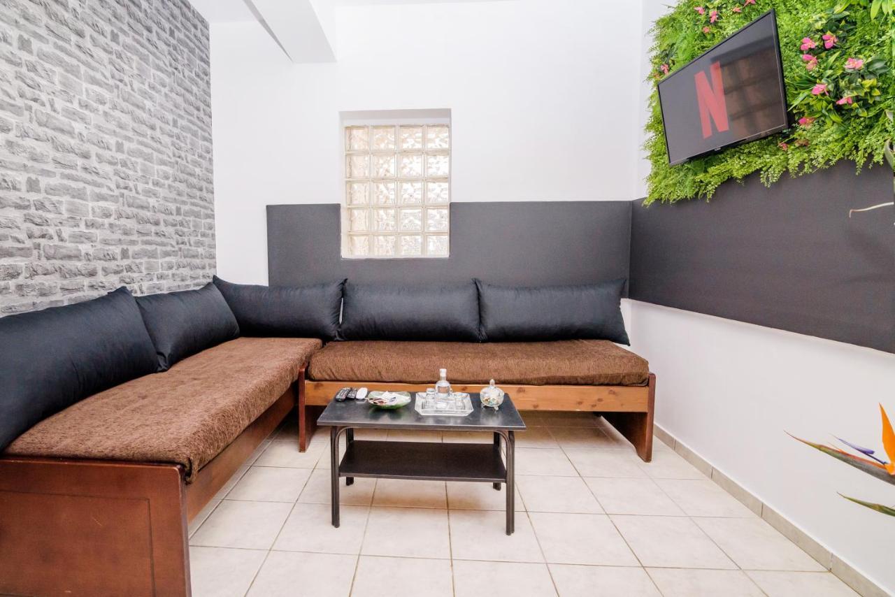 Pearl Seaside Luxury Apartments 2 Chrissi Akti Chania Exterior foto