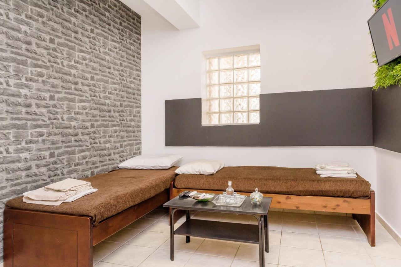 Pearl Seaside Luxury Apartments 2 Chrissi Akti Chania Exterior foto