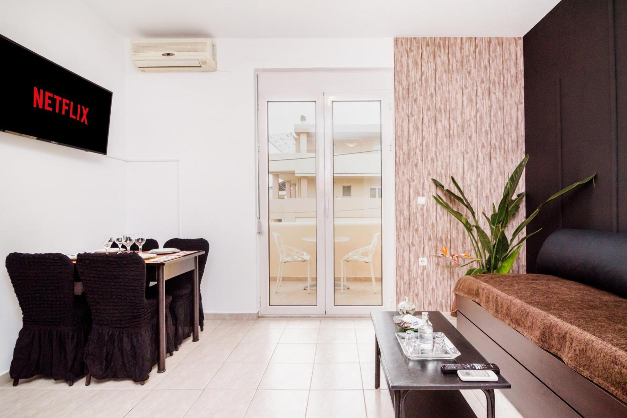 Pearl Seaside Luxury Apartments 2 Chrissi Akti Chania Exterior foto